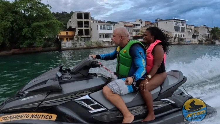 Passeio de Jet Ski na Barra da Tijuca &ndash; Lagoa de Marapendi